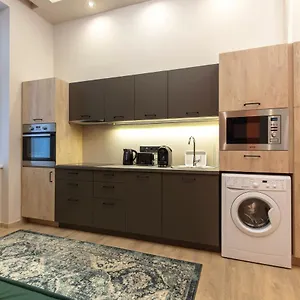 Apartman E12 Boutique, Budapest
