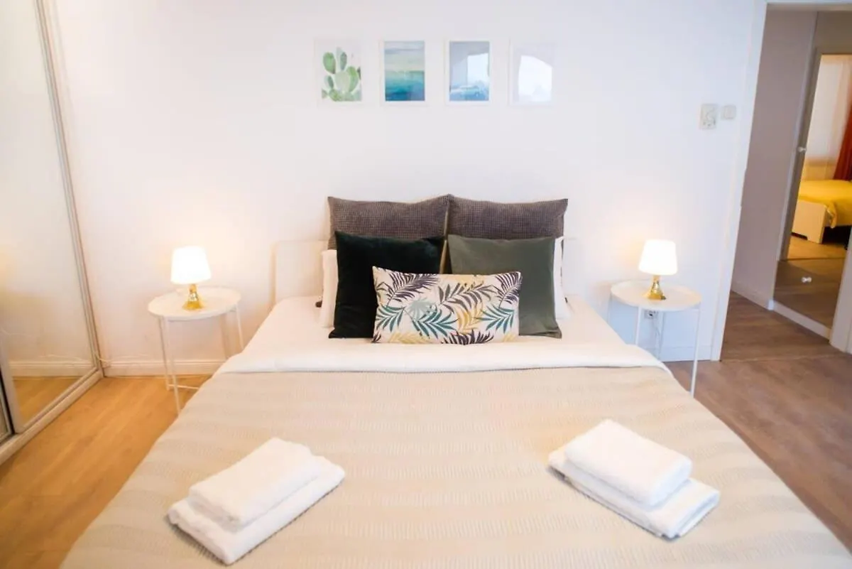 Two-Storey Riverside Panorama Apartment Budapest