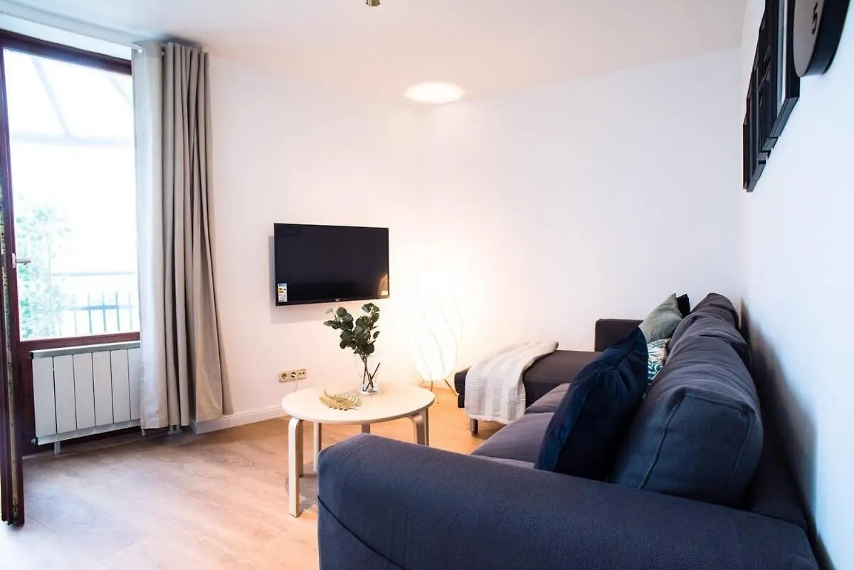 Two-Storey Riverside Panorama Apartment Budapest